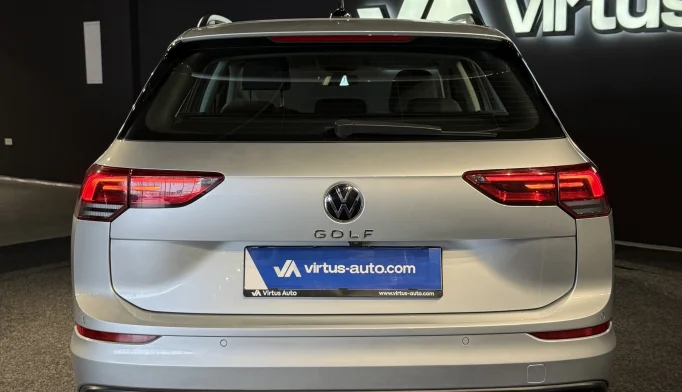 Volkswagen Golf 8  - 2021