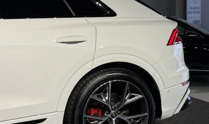 Audi SQ8  - 2020