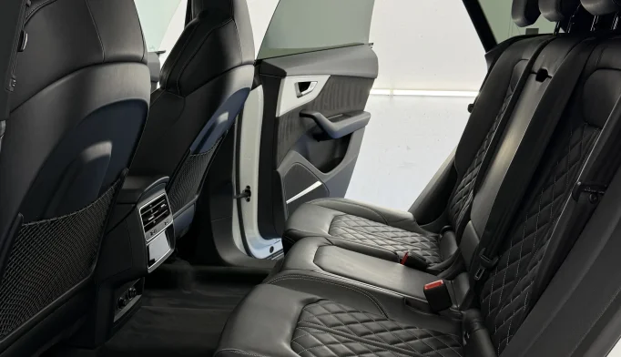 Audi SQ8  - 2020