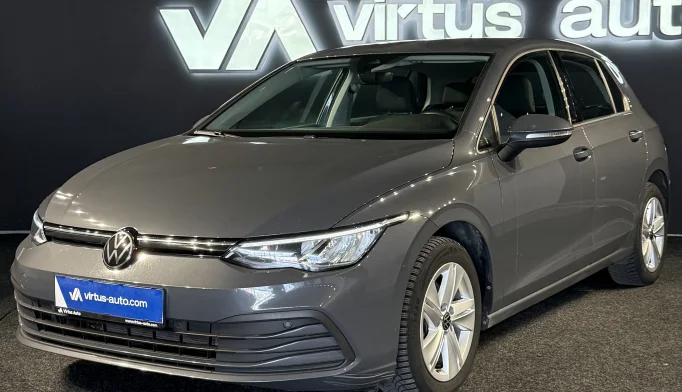 Volkswagen Golf 8  - 2021
