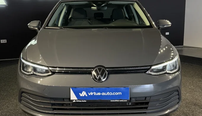 Volkswagen Golf 8  - 2021