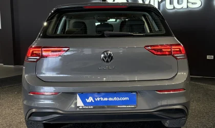 Volkswagen Golf 8  - 2021