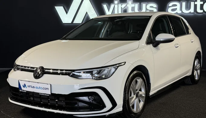 Volkswagen Golf 8  - 2023
