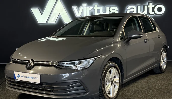 Volkswagen Golf 8  - 2021