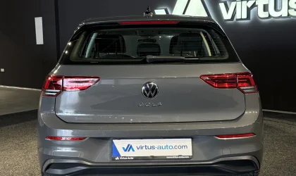 Volkswagen Golf 8  - 2021