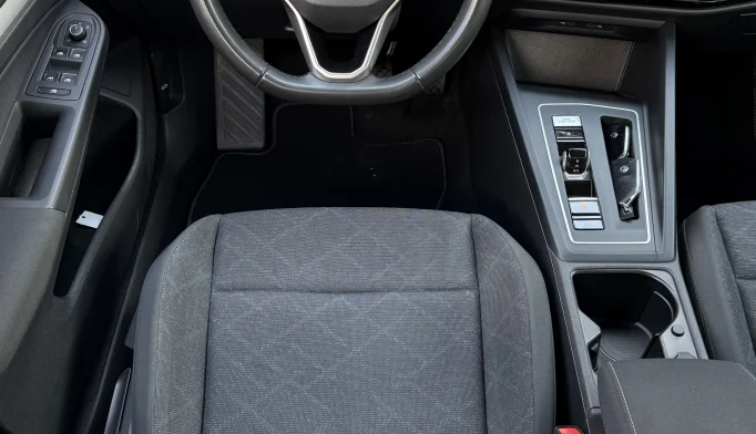 Volkswagen Golf 8  - 2021