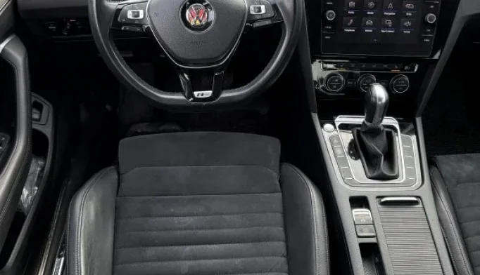 Volkswagen Passat  - 2018