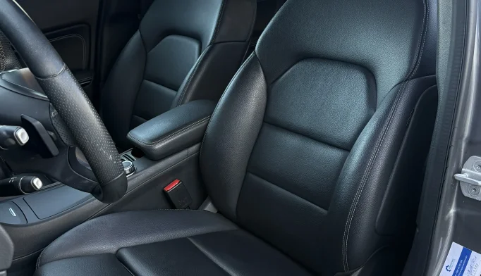 Mercedes-Benz GLA-Class  - 2016
