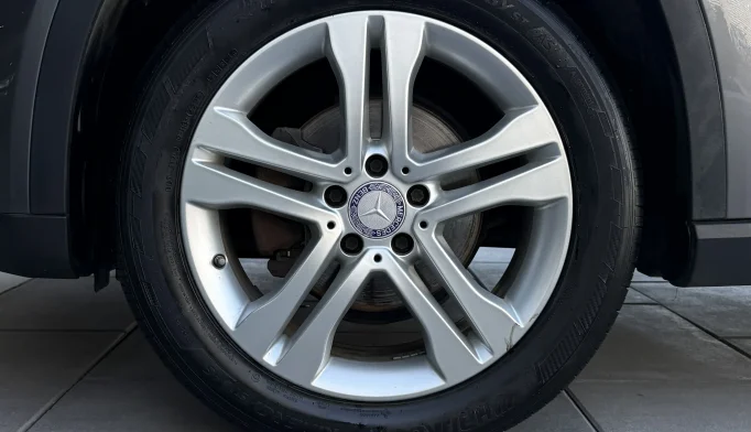 Mercedes-Benz GLA-Class  - 2016