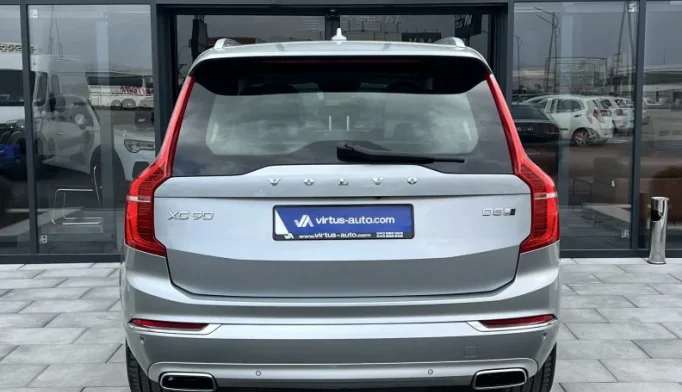 Volvo XC90  - 2016