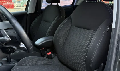 Peugeot 208  - 2017