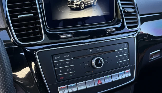 Mercedes-Benz GLE  - 2017