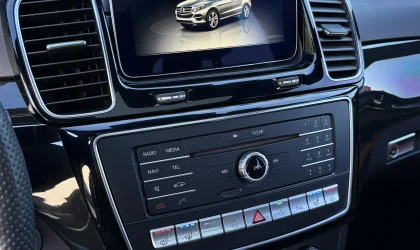 Mercedes-Benz GLE  - 2017