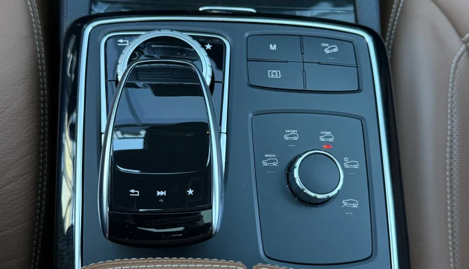 Mercedes-Benz GLE  - 2017
