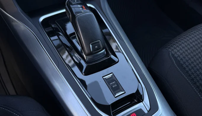Peugeot 308  - 2020