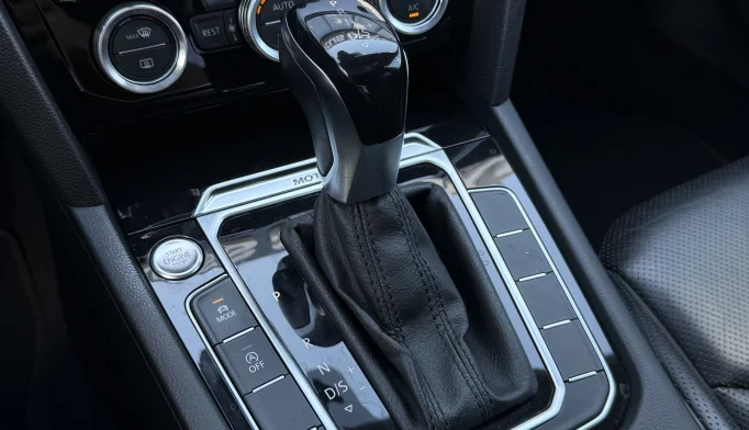 Volkswagen Arteon  - 2019