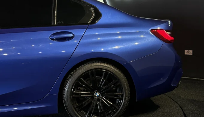 BMW 3 Series  - 2019