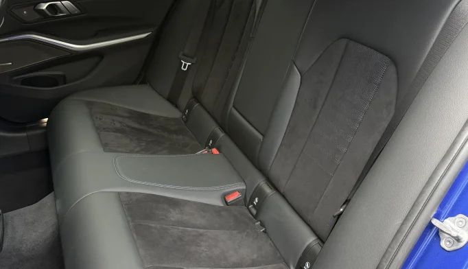 BMW 3 Series  - 2019