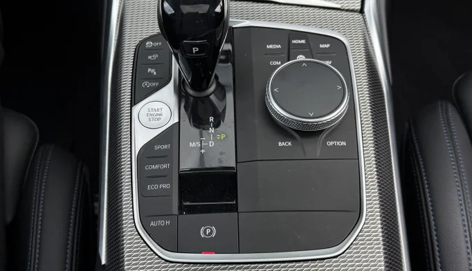 BMW 3 Series  - 2019