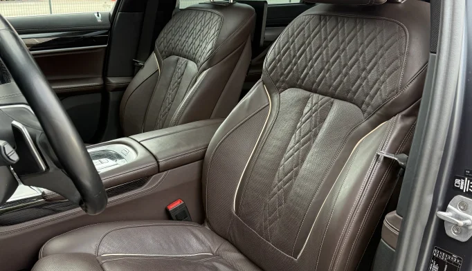 BMW 7 Series  - 2018