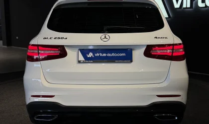 Mercedes-Benz GLC  - 2018