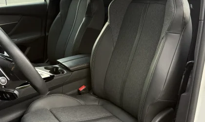 Peugeot 3008  - 2019