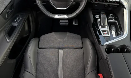 Peugeot 3008  - 2019