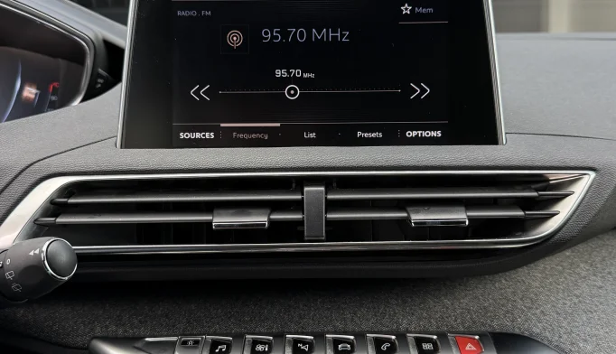 Peugeot 3008  - 2019