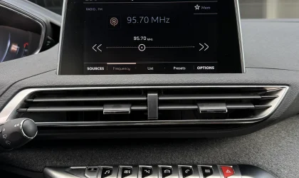 Peugeot 3008  - 2019