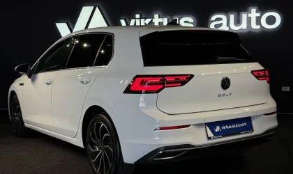 Volkswagen Golf  - 2022