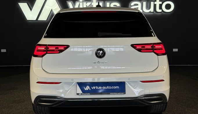 Volkswagen Golf  - 2022