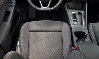 Volkswagen Golf  - 2022