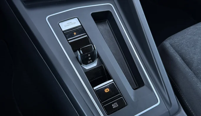 Volkswagen Golf  - 2022
