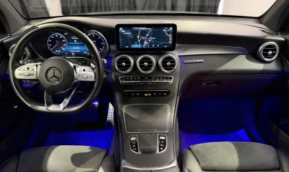 Mercedes-Benz GLC  - 2021