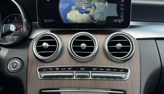 Mercedes-Benz C-Class  - 2019