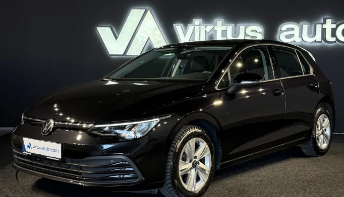 Volkswagen Golf 8  - 2021