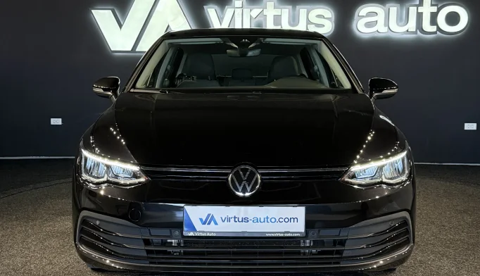 Volkswagen Golf 8  - 2021