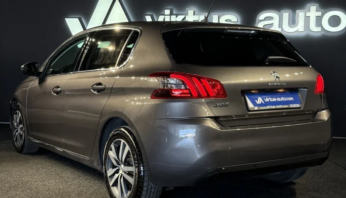 Peugeot 308  - 2018