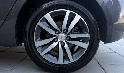 Peugeot 308  - 2018