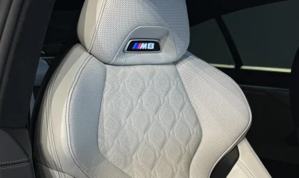 BMW M8  - 2021