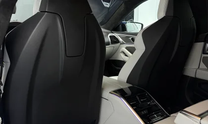 BMW M8  - 2021