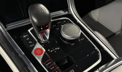 BMW M8  - 2021