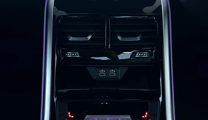 BMW M8  - 2021
