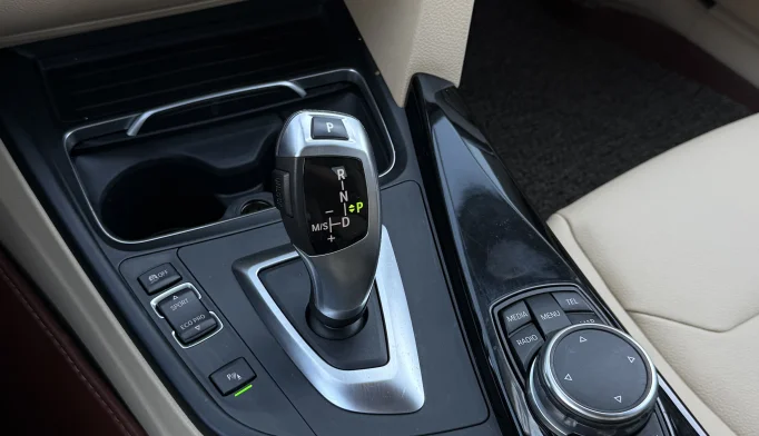 BMW 3 Series  - 2016