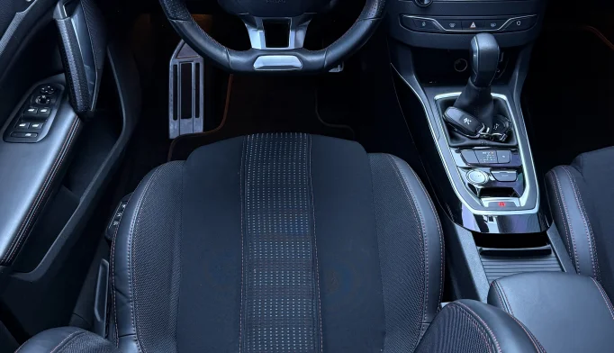 Peugeot 308  - 2017