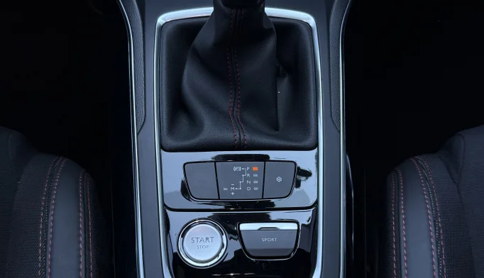 Peugeot 308  - 2017