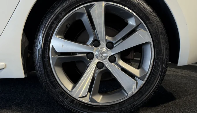 Peugeot 308  - 2017
