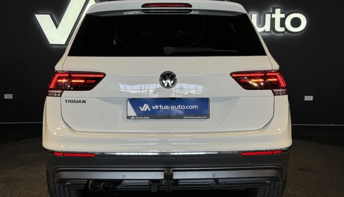 Volkswagen Tiguan  - 2020