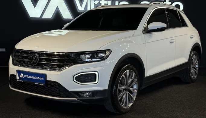 Volkswagen T-Roc  - 2021