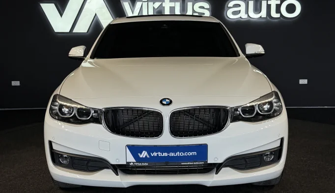BMW 3 Series  - 2018